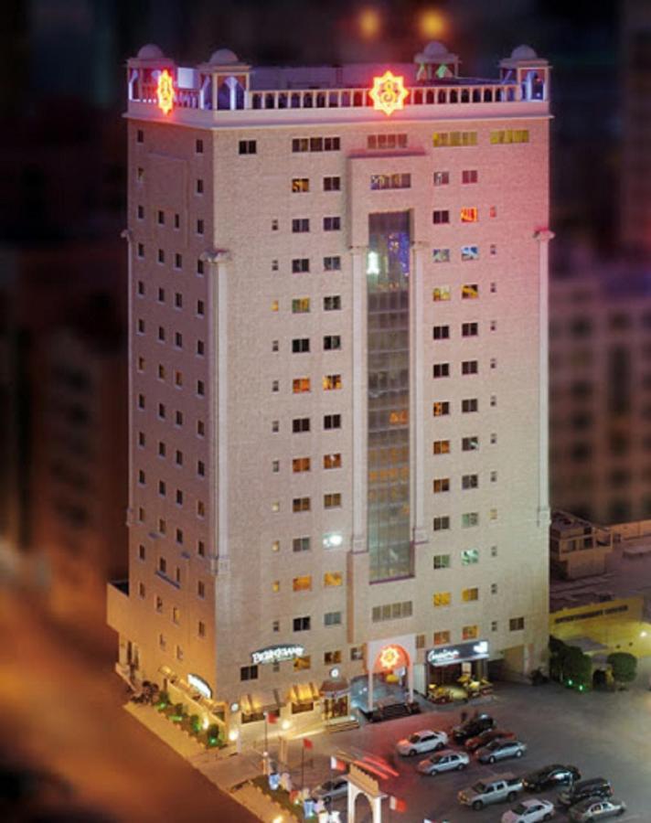 อัล ซาฟีร์ ทาวเวอร์ เรสซิเดนซ์ แอนด์ ทาวเวอร์ Hotel มานามา ภายนอก รูปภาพ