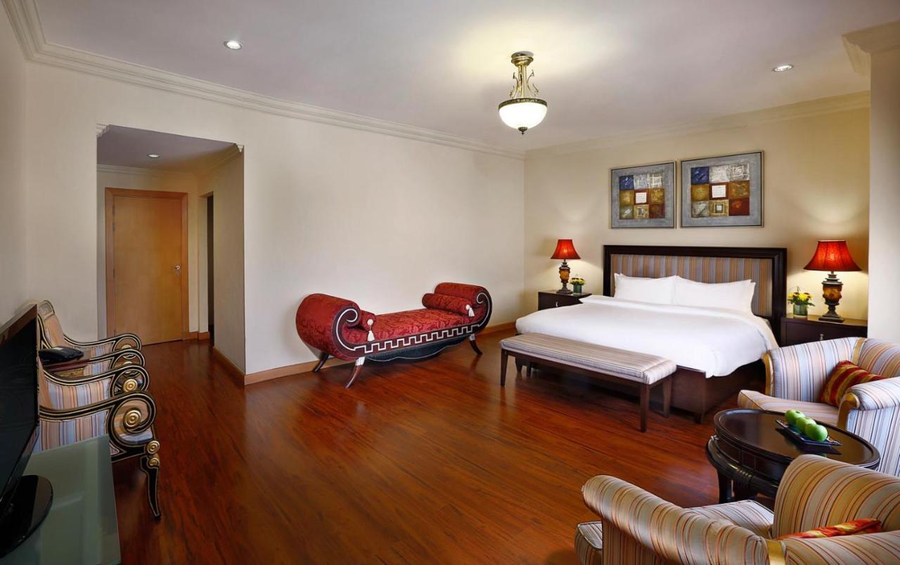 อัล ซาฟีร์ ทาวเวอร์ เรสซิเดนซ์ แอนด์ ทาวเวอร์ Hotel มานามา ภายนอก รูปภาพ